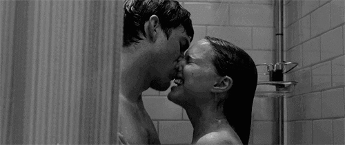 foreplay-tips-man-and-woman-kissing-in-the-shower